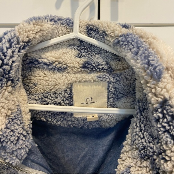 NWOT Thread & Supply 1/4 Zip Sherpa Sweater Size Medium - Picture 2 of 4